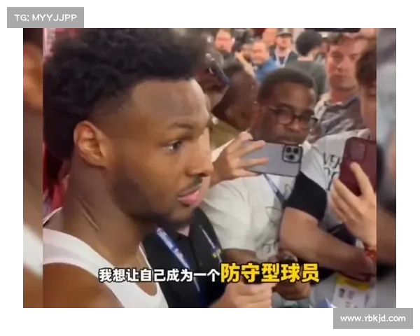 夏季联赛票价飙升 弗拉格对阵布朗尼场边票价突破3000美元 夏季联赛票价飙升 弗拉格对阵布朗尼场边票价突破3000美元
